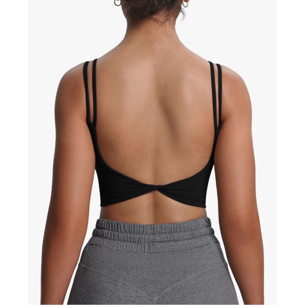 NWT • Strappy Twist Back Sports Bra Cami
